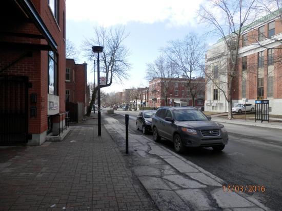 Monkland Avenue